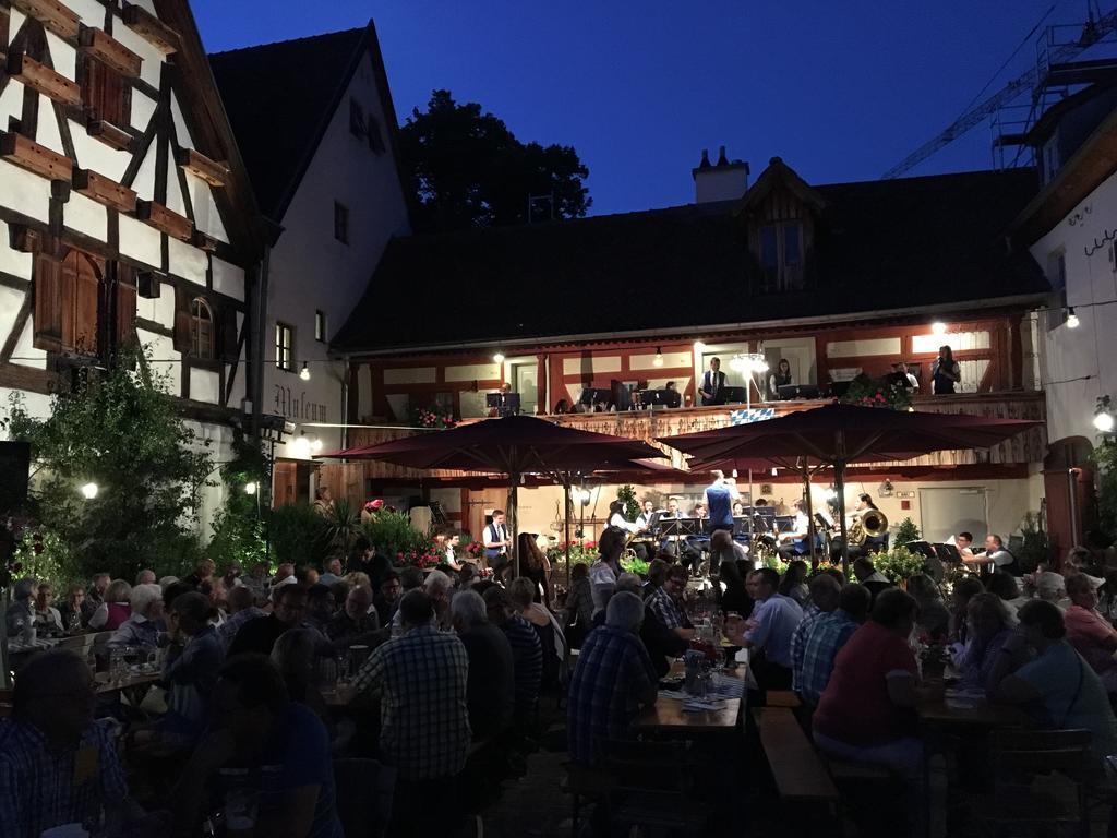 Hotel Zum Schwarzen Ross Und Gutmann Zur Post Hilpoltstein Exterior photo