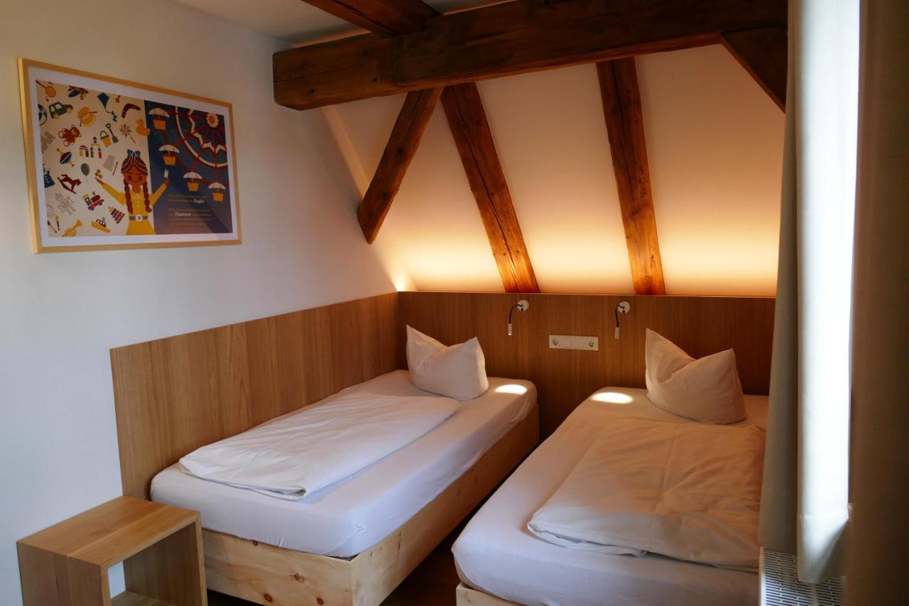 Hotel Zum Schwarzen Ross Und Gutmann Zur Post Hilpoltstein Exterior photo